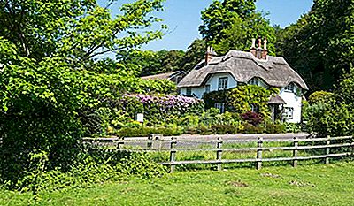 15-traditional-housing-types-from-around-world-10.jpg