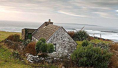 15-traditional-housing-types-from-around-world-8.jpg