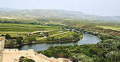 O Rio Ebro Da Espanha