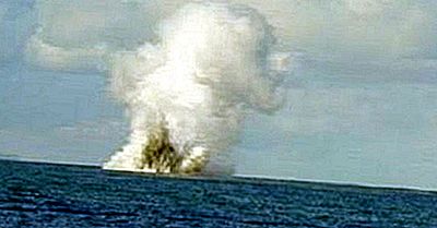 Submarine Volcanoes Og Deres Rolle I Klimaændringer Og Økologi