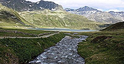 Wat Zijn De Verschillen Tussen Een Rivier En Een Kreek?