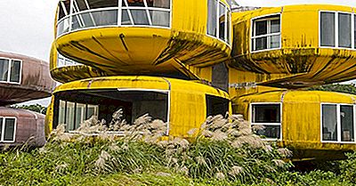 Futuro Hus - Futuristisk Ufo Inspirerad Living