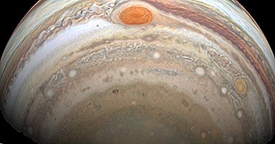 La Grande Tache Rouge De Jupiter