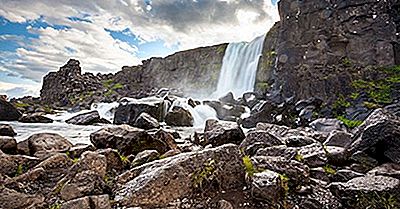 Thingvellir - Lieu De Naissance De La Démocratie Islandaise