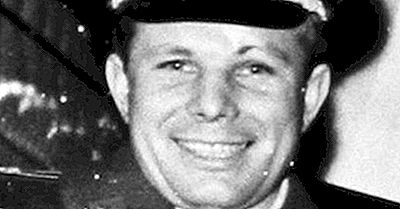 Yuri Gagarin - Famosos Exploradores Do Universo