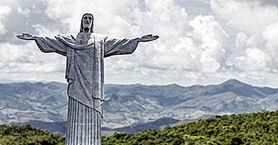 La Statua Del Cristo Redentore - Rio De Janeiro, Brasile