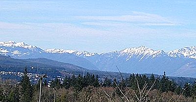 Olympic Mountains, Washington State, USA.