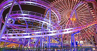 Coasterul Cu Role Subacvatice Din Yokohama, Japonia - Locuri Unice Din Lume