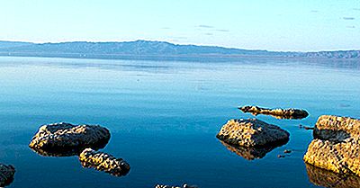Lake Cahuilla: Situation Et Histoire