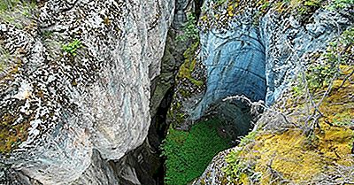 ¿Cuál Es La Diferencia Entre Un Cañón Y Una Garganta?